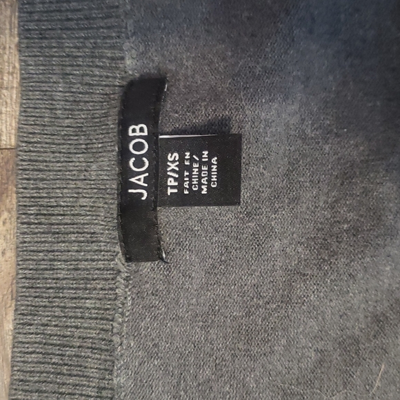 NWOT Jacob Long Princess Sleeve Grey Sweater sz XS - Picture 2 of 7